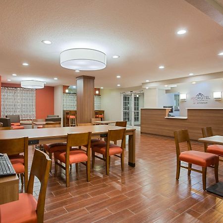 Microtel Inn & Suites by Wyndham Walterboro Exterior foto