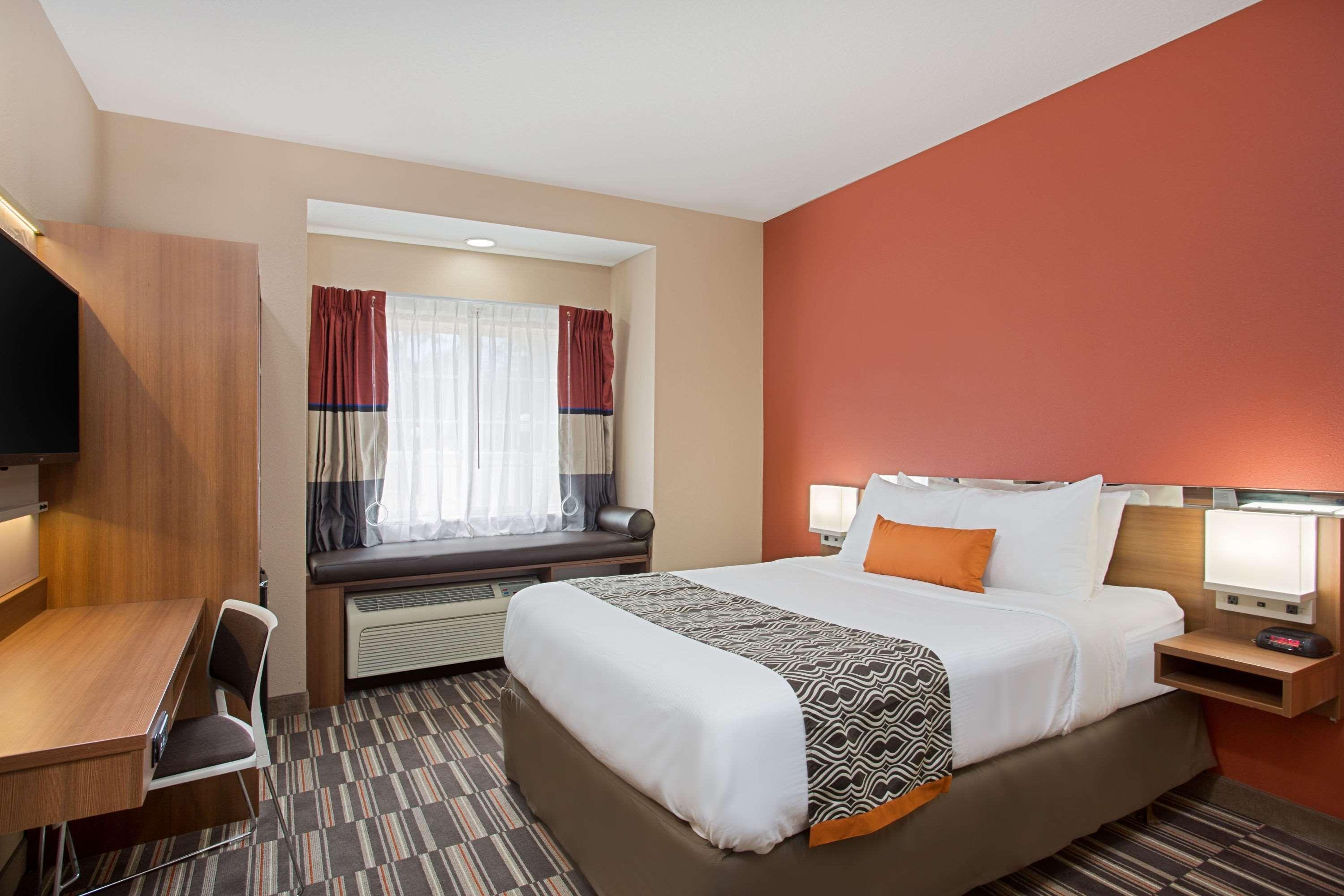 Microtel Inn & Suites by Wyndham Walterboro Exterior foto