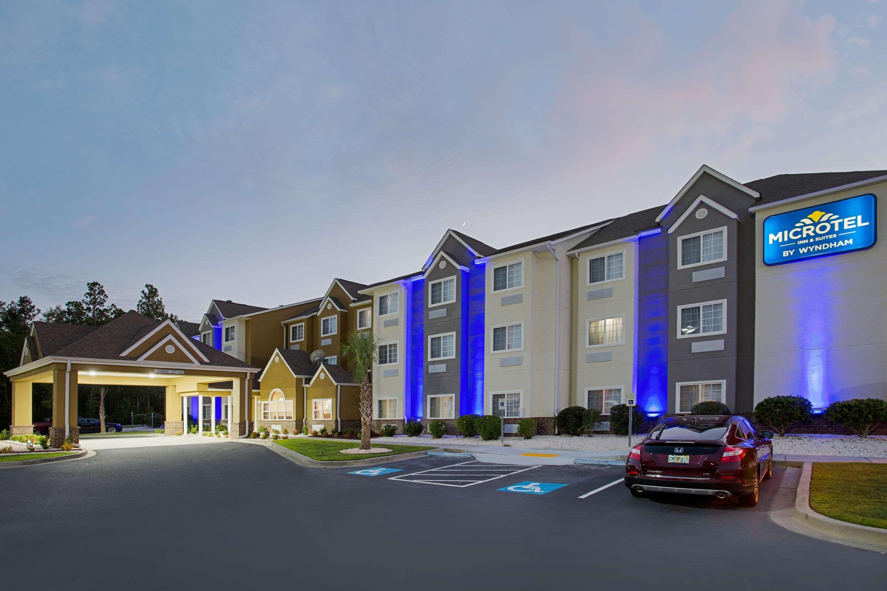 Microtel Inn & Suites by Wyndham Walterboro Exterior foto