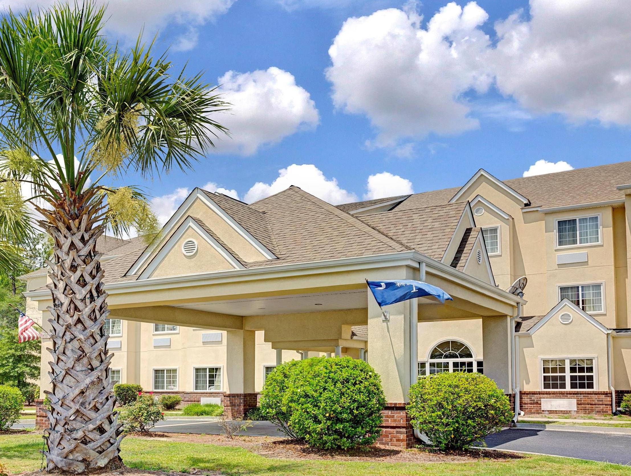 Microtel Inn & Suites by Wyndham Walterboro Exterior foto